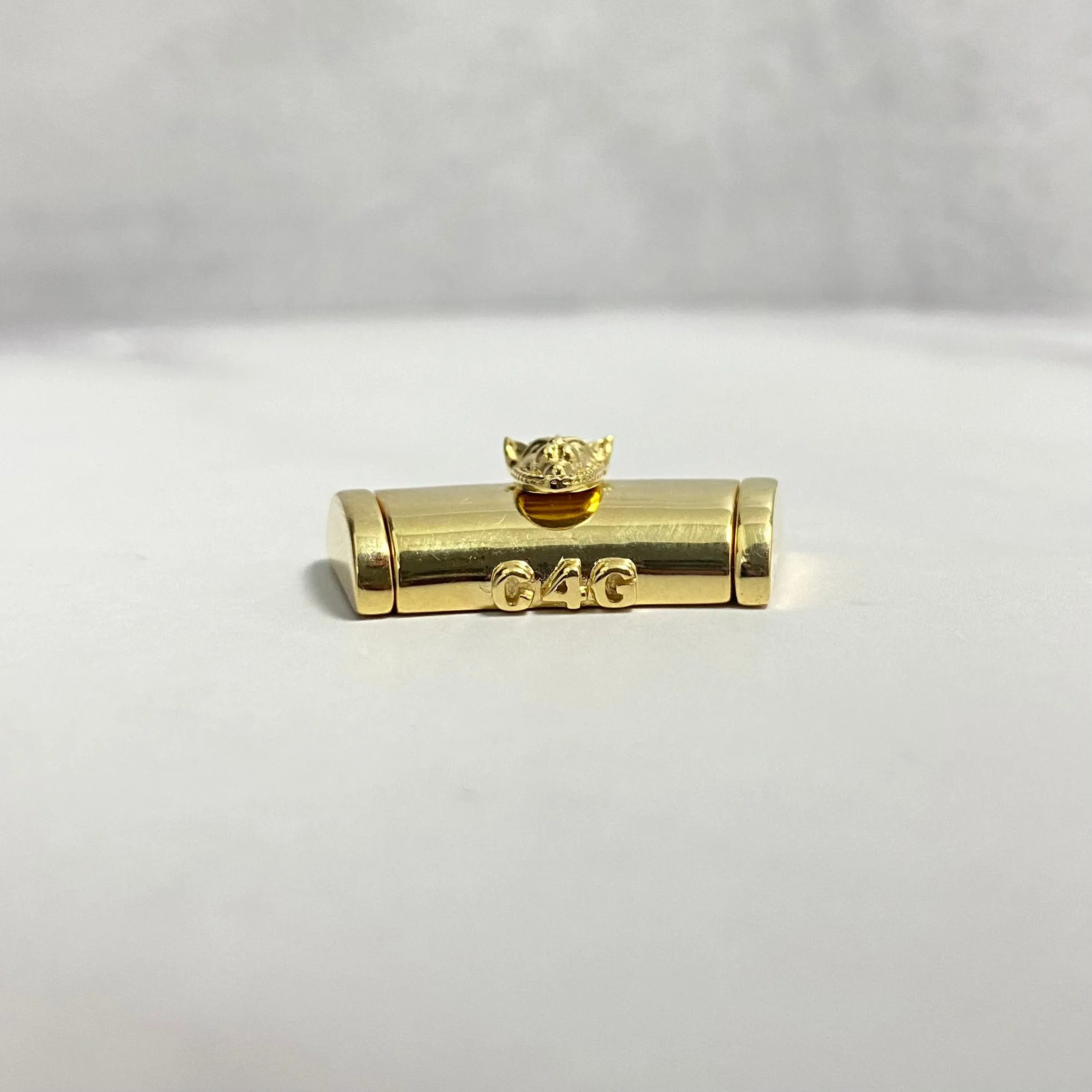 10K Yellow Gold Plain Sleek Lock With Panther / 10.4gr / 13mm / 1in