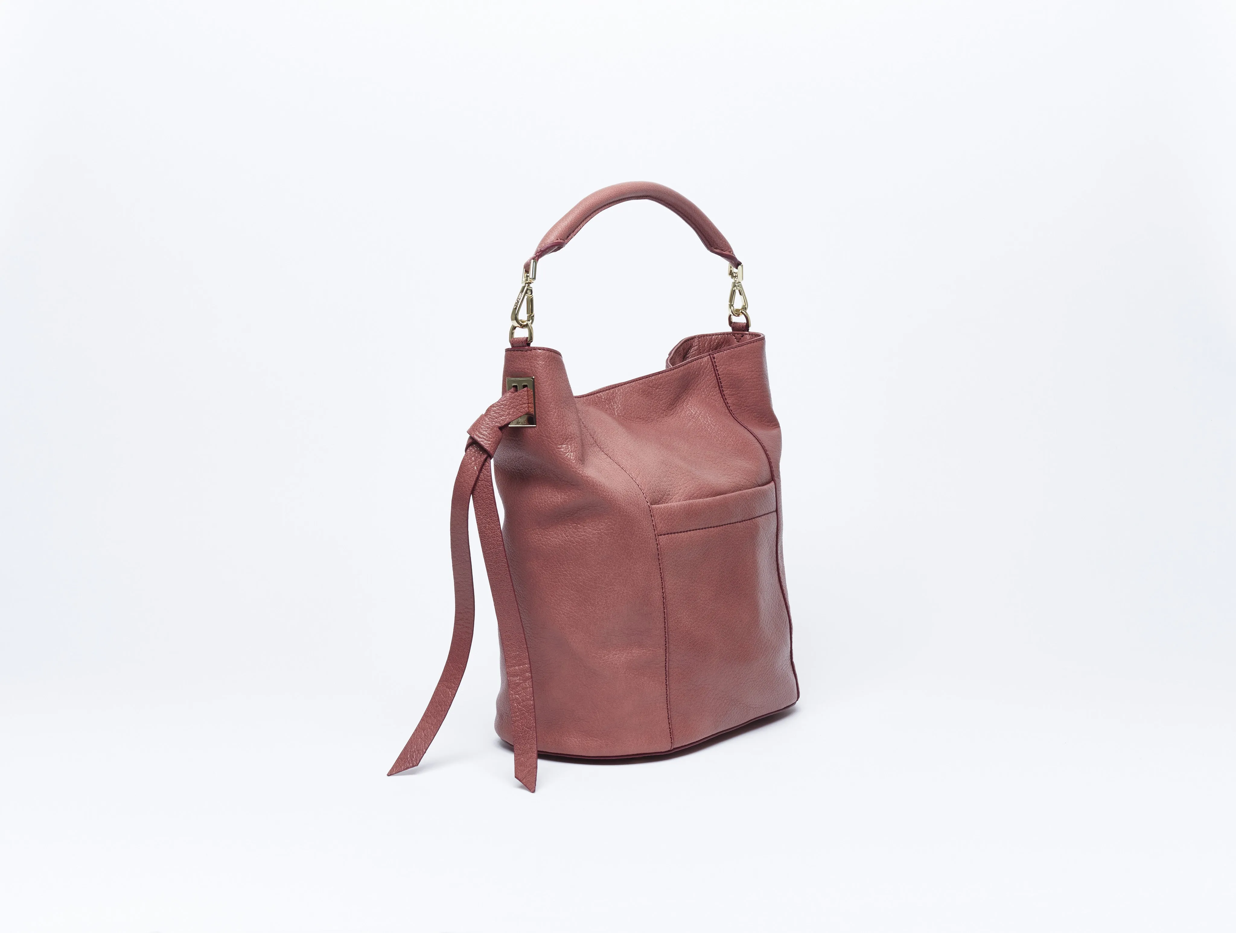 ASHLEY BUCKET BAG