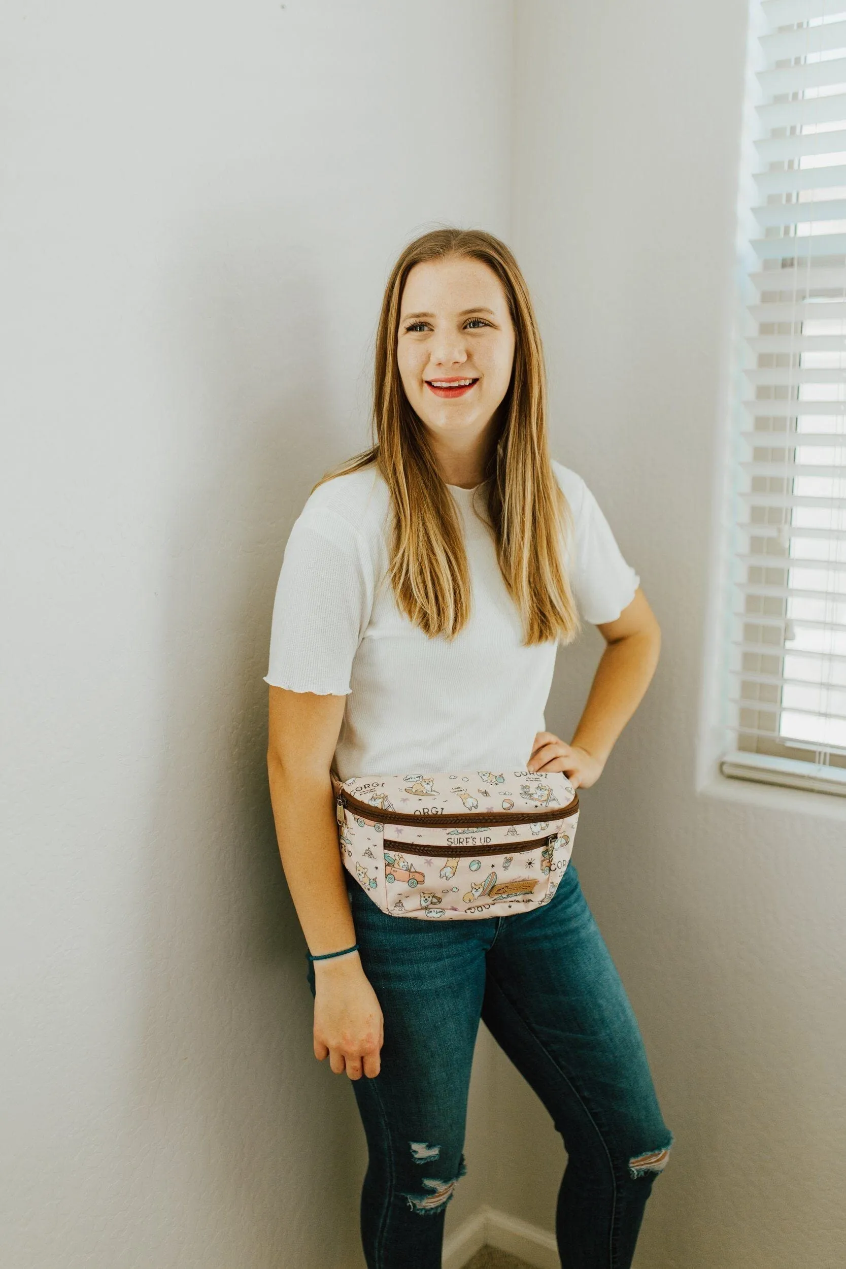 Black Color Me Corgi Fanny Pack