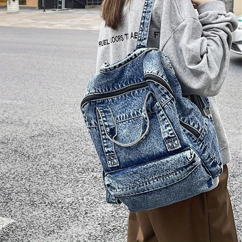 Chic Large-Capacity Denim Backpack - Stylish Zippered Rucksack with Durable Polyester Lining for Women