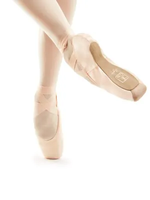 Gaynor Minden Lyra Sleek Fit Pointe Shoe Feather Flex Shank Deep Vamp