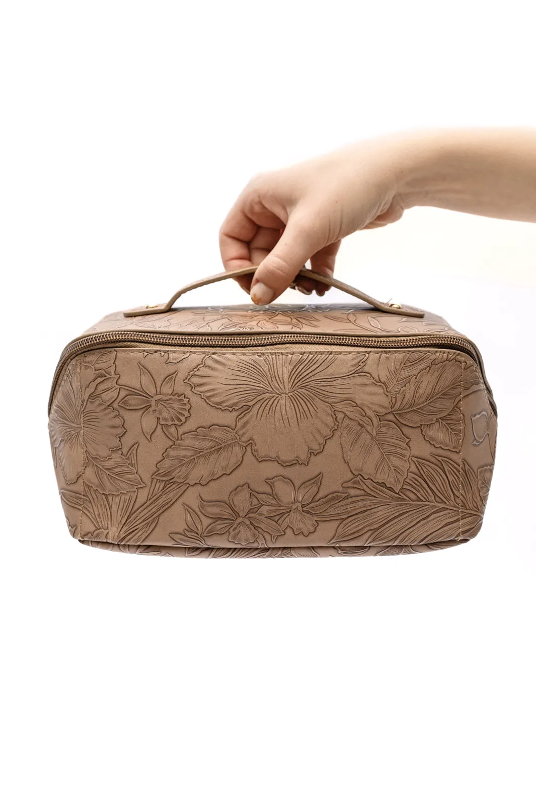 Life In Luxury Large Capacity Cosmetic Bag in Cream - 12/6