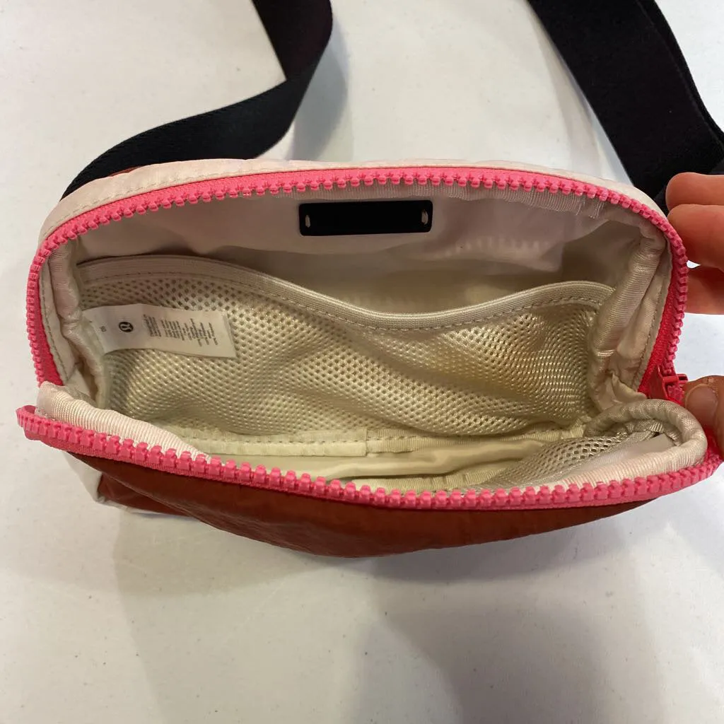 Lululemon Fanny Pack