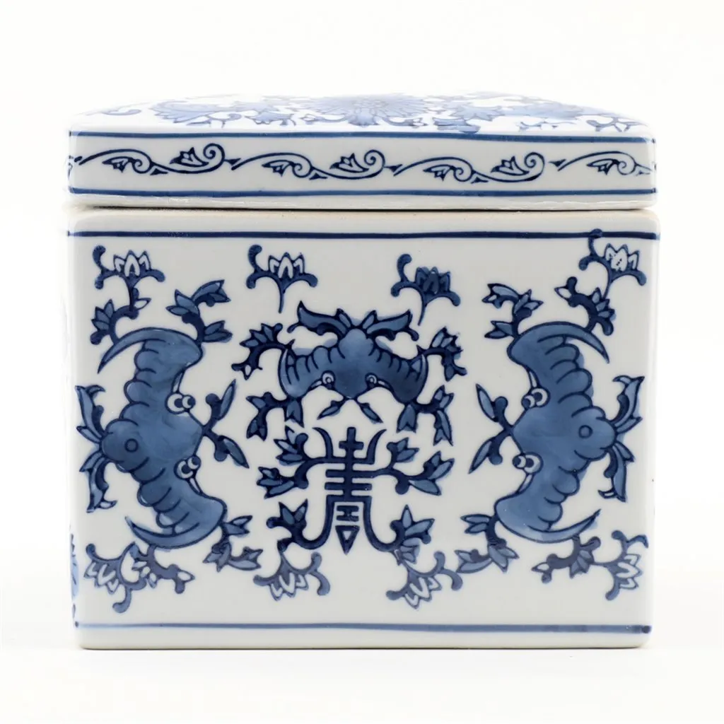 Porcelain Chic - Tissue Box