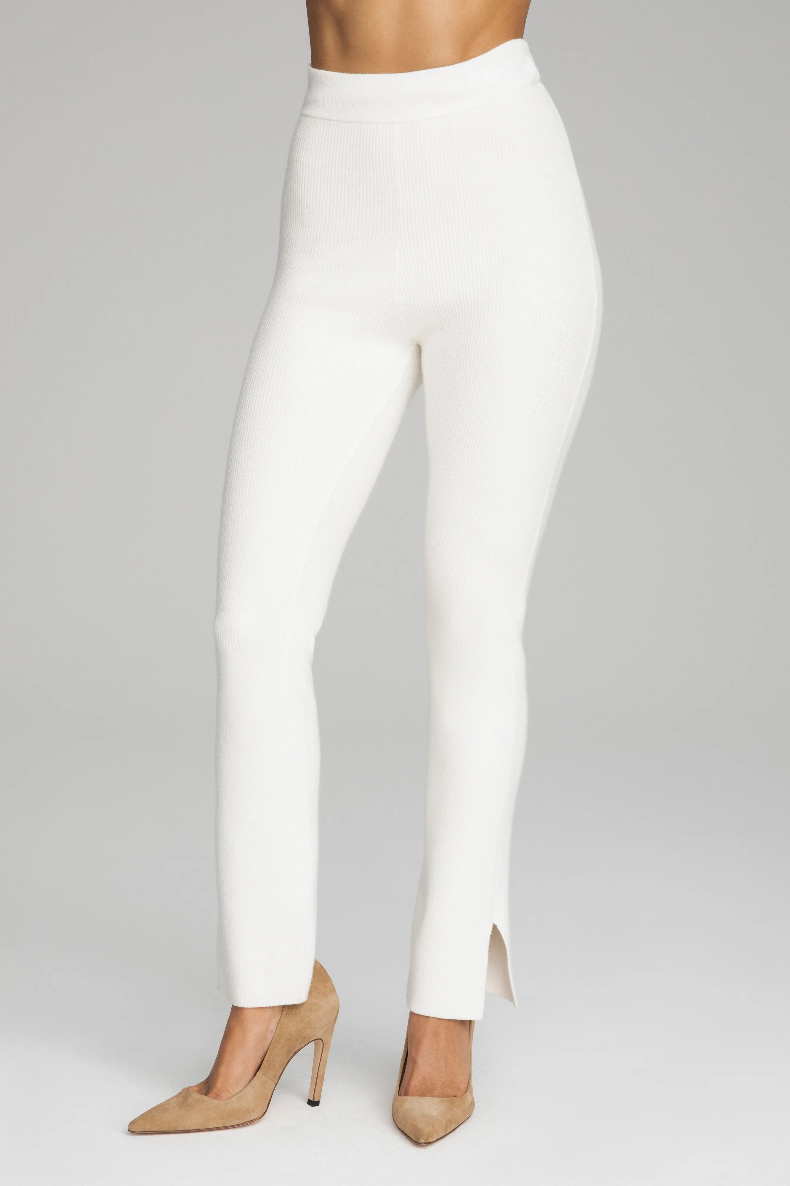 SLEEK AND SCULPTING PANT | IVORY001