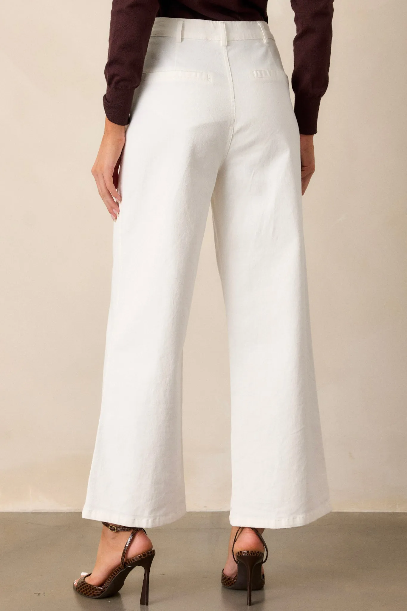 Sleek Silhouette Ivory Wide Leg Jeans