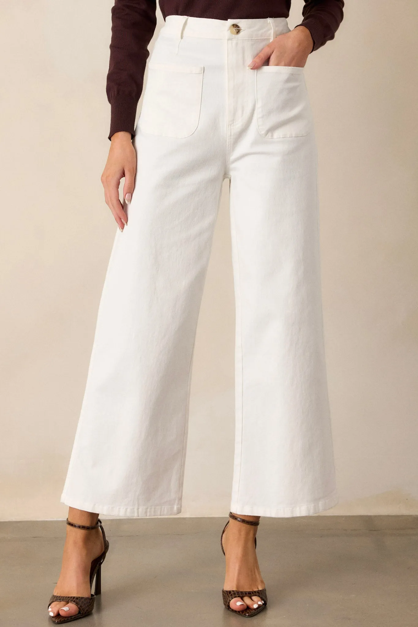 Sleek Silhouette Ivory Wide Leg Jeans