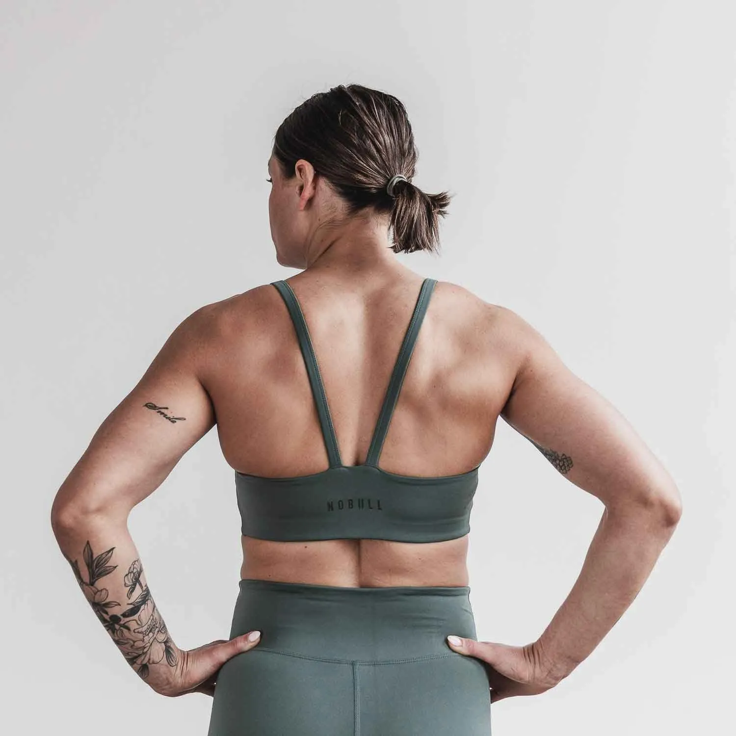 Sleek V-Back Sports Bra